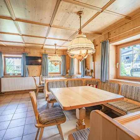 Apartman Weberhof 2 *